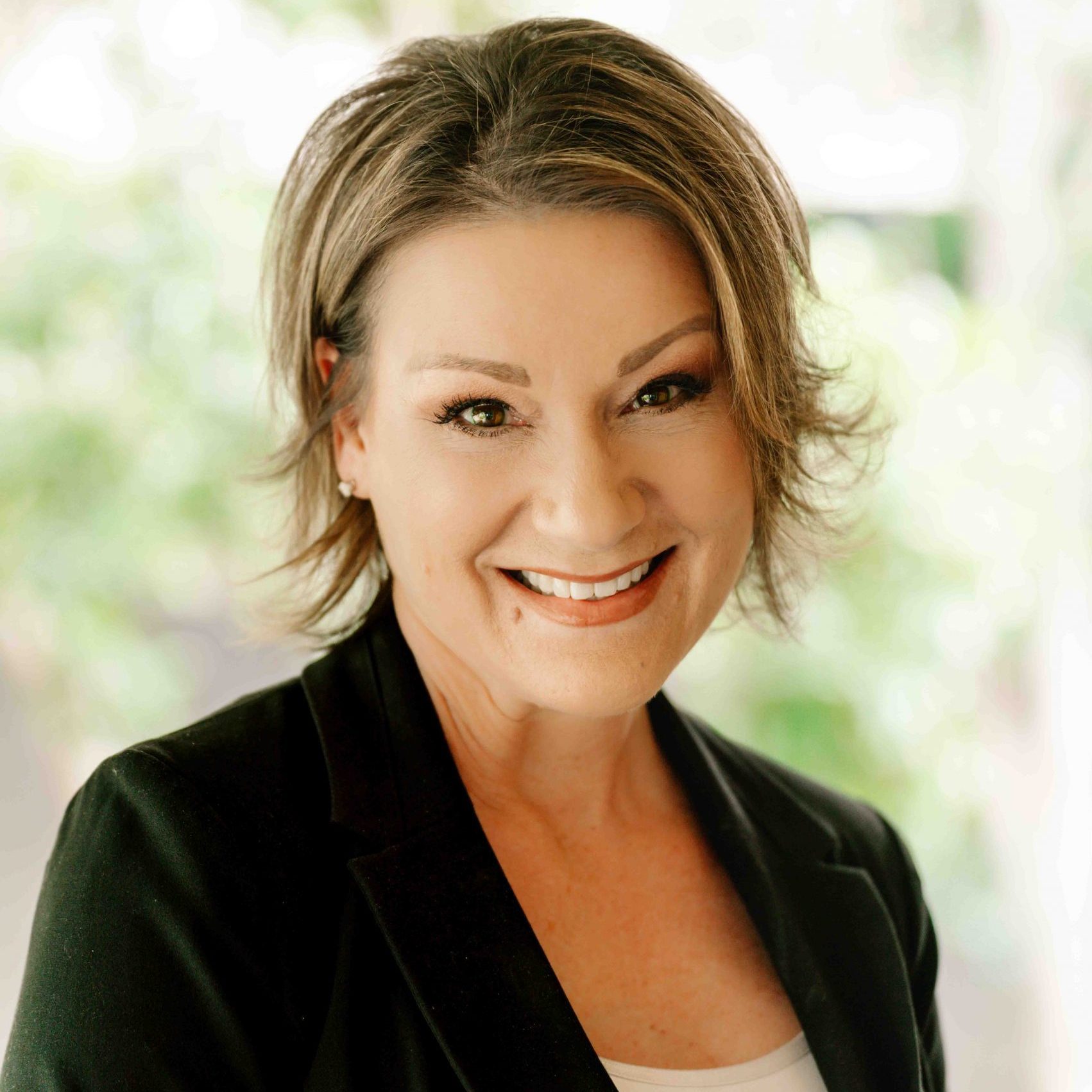 LYVISUALS-2-DSC08155